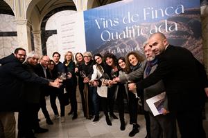 Els vins V d'O2 i Avi Ton, distingits per la Generalitat com a nous Vins de Finca Qualificada. ACN