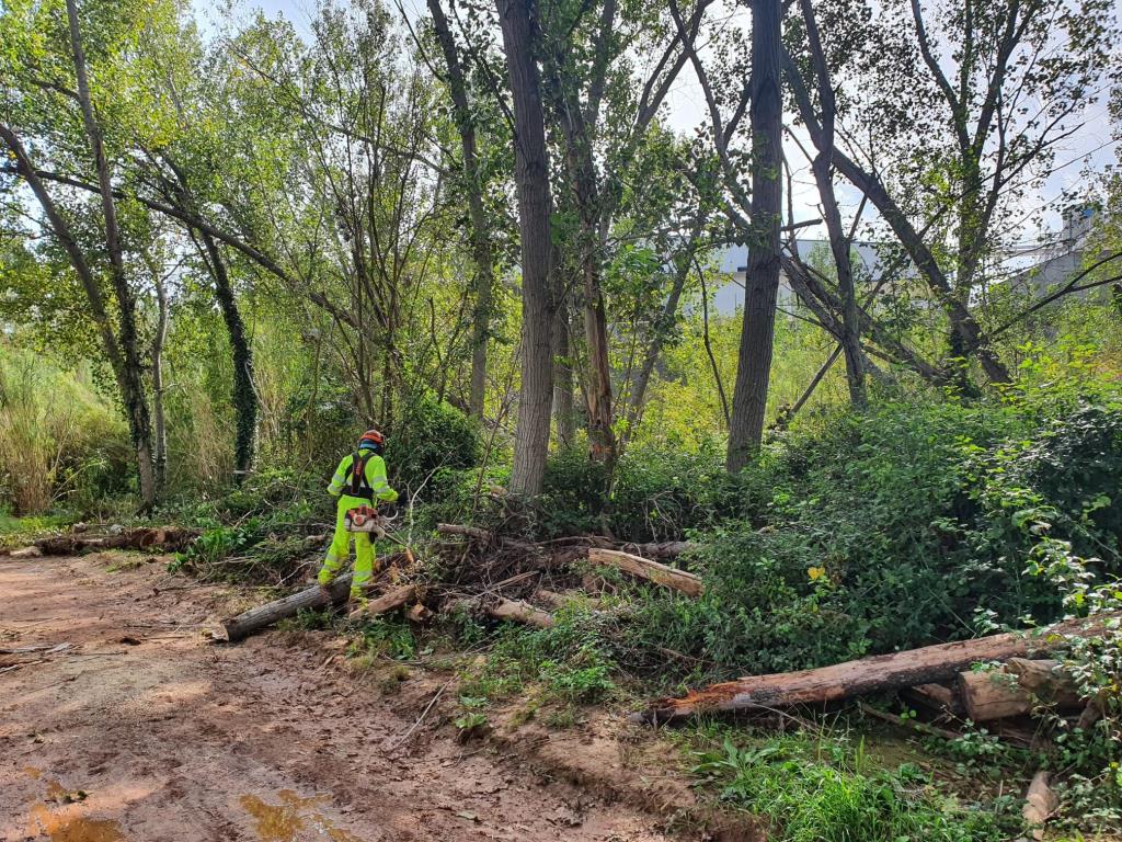 Es repara el camí fluvial de la Riera d’Òdena malmès pels aiguats del setembre. Mancomunitat Conca d’Òden