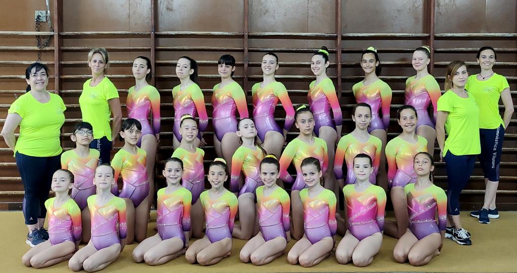 Escolars i Base del Club Gimnàstica Vilanova. Eix