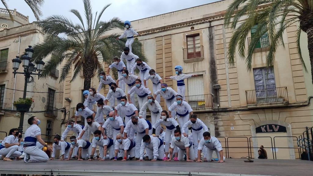 Exhibició de solvència dels Falcons de Vilanova en la diada de Sant Jordi. Falcons de Vilanova