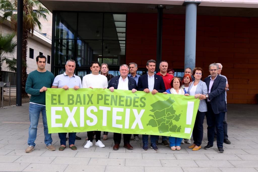 Front comú dels alcaldes del Baix Penedès per exigir l'ampliació de l'Hospital del Vendrell. ACN