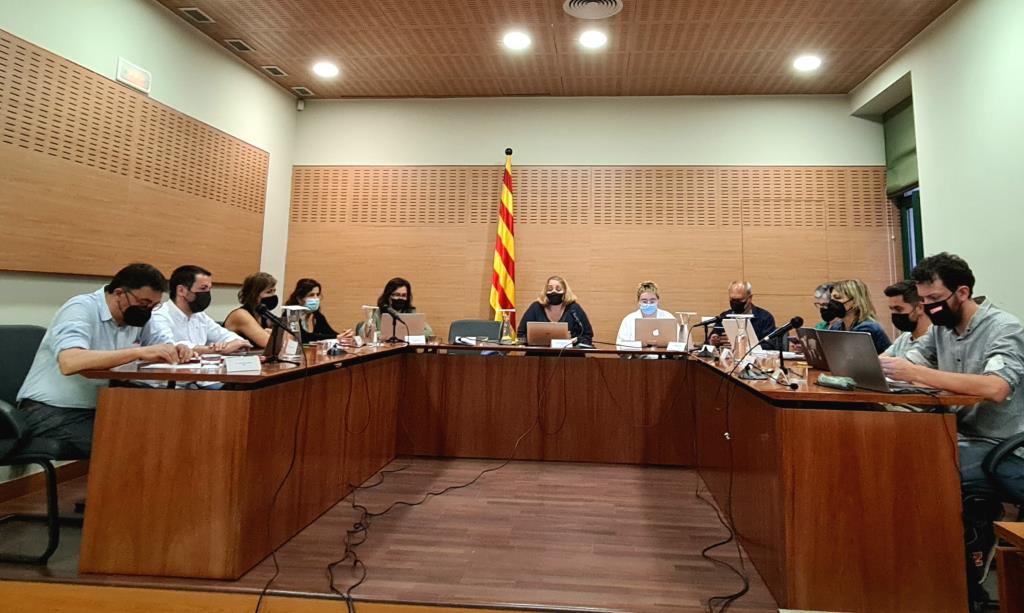 Gelida sol·licita la Creu de Sant Jordi per a la Coral Artesans i aprova el reglament del Consell d’Infància i Adolescència. Ajuntament de Gelida