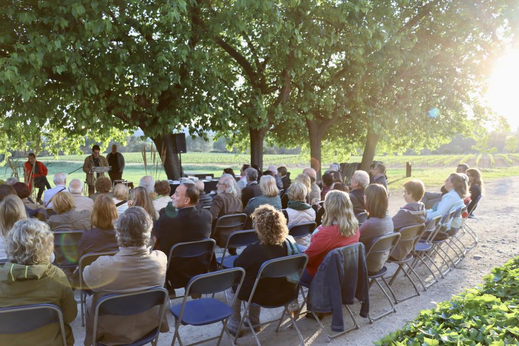 Gran estrena del Festival Poesia a les Caves de Sant Sadurní. Ajt Sant Sadurní d'Anoia