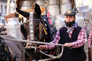 Igualada celebra 200 anys ininterromputs dels Tres Tombs