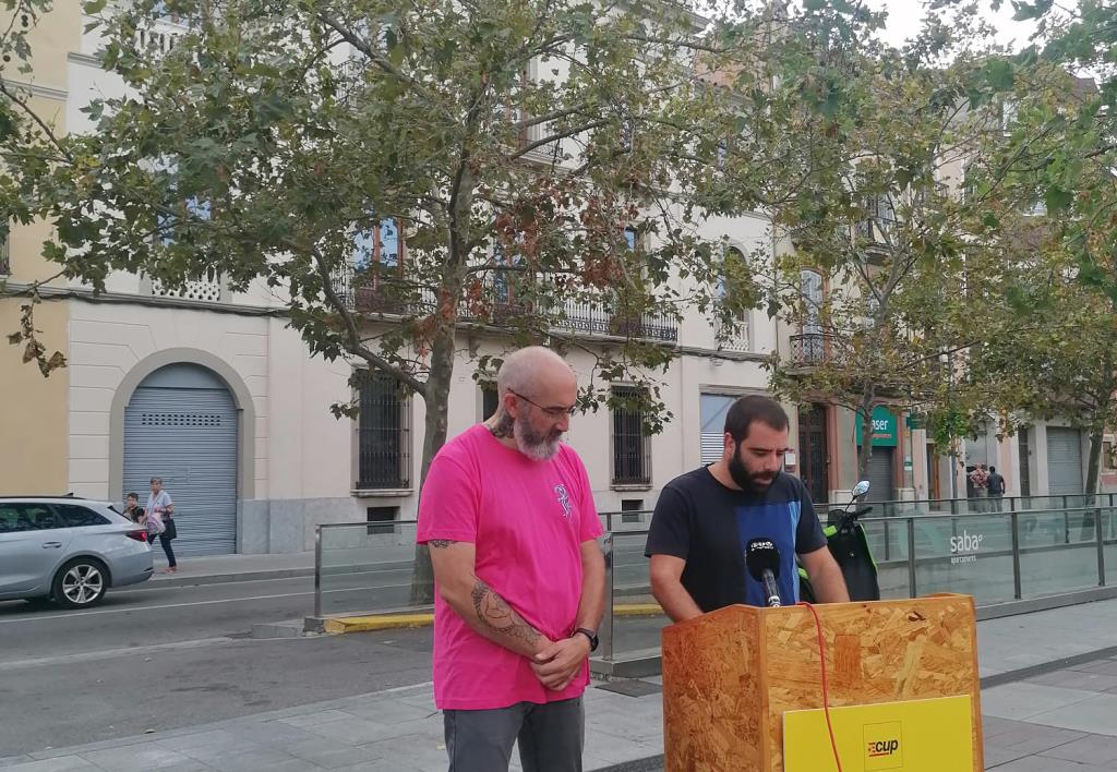 Imatge de la roda de premsa de la CUP de Vilafranca. Eix