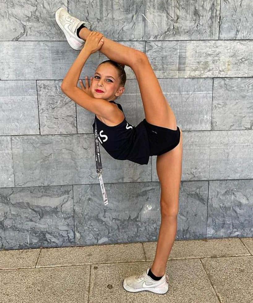 Júlia Bóveda . Eix
