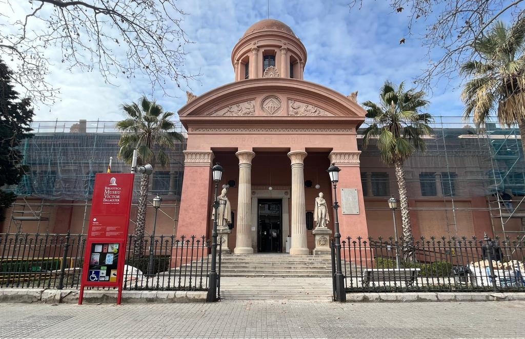 La Biblioteca Museu Víctor Balaguer de Vilanova i la Geltrú tanca per obres per 