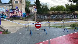 La policia local de Vilanova i la Geltrú ha tallat aquest matí el pont de la ronda Europa i el camí de Sant Gervasi. Policia local de Vilanova