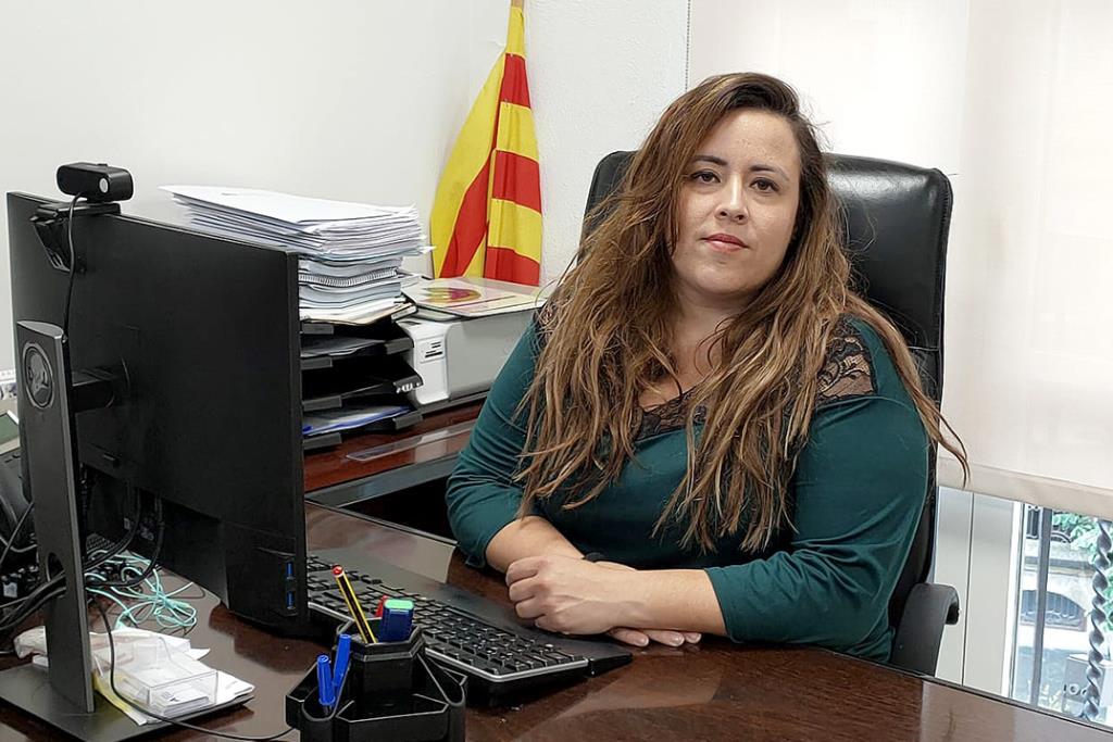 La portaveu del PSC a la Torre de Claramunt, Carla Suárez. Eix