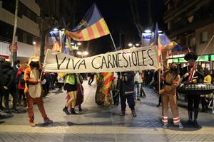 La sàtira i la bogeria s'apoderen de Vilanova i la Geltrú amb el tret de sortida al primer Carnaval post covid