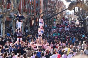 La Trobada de Colles de les Decennals de Valls reviu el fet casteller i vol ser punt de partida d'una temporada 