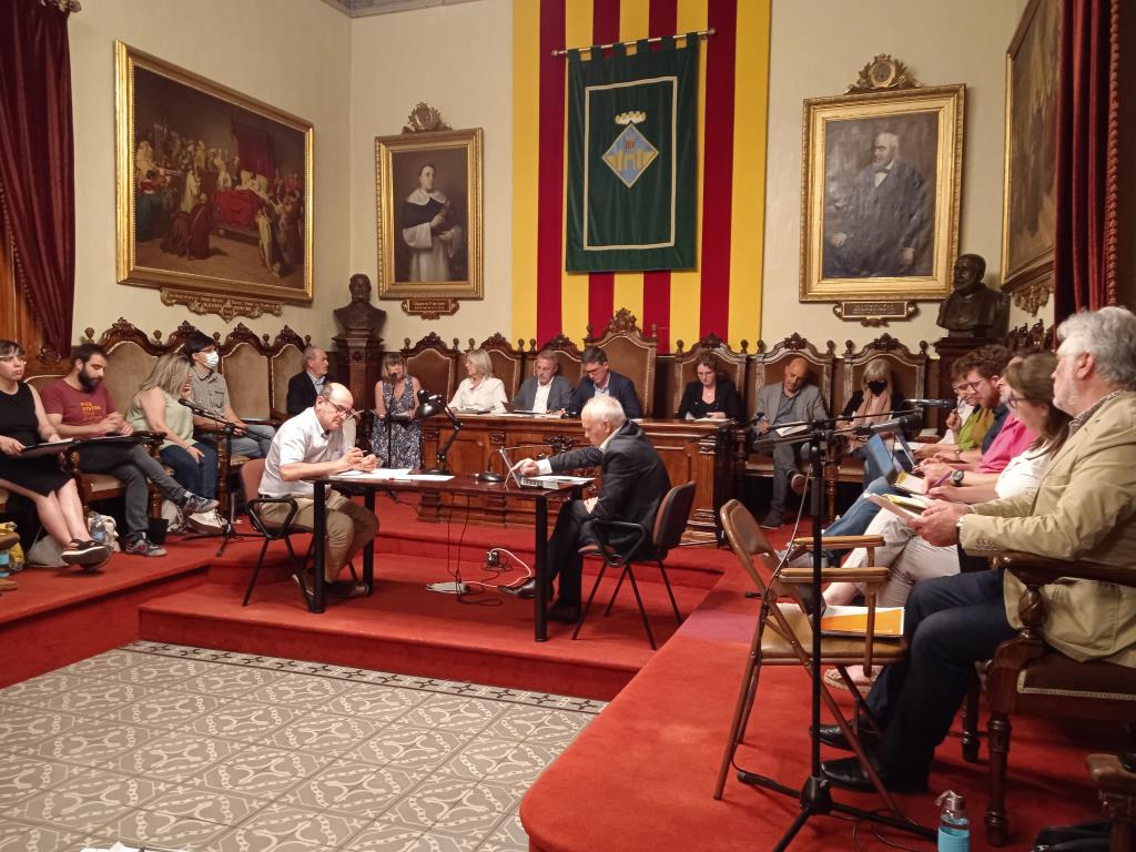 La venda de la casa Feliu obre la polèmica al ple de maig de Vilafranca. Ramon Filella