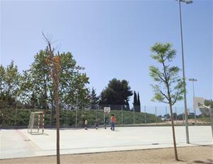 L’Ajuntament amplia els patis oberts a totes les escoles públiques de Sitges a l’estiu. Ajuntament de Sitges