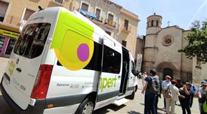 L'associació Ampert estrena un nou vehicle de transport de pacients oncològics de l'Alt Penedès. Ampert