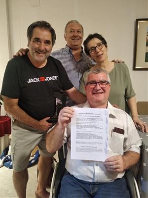 L’Associació de la síndrome de la Persona Rígida localitza 24 casos a Espanya i 5 d’ells estan a Catalunya . EIX