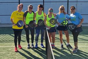 L’equip femení del Pàdel Canyelles 