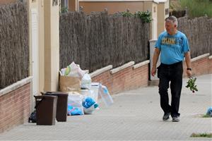 Les escombraries s'acumulen a Sant Sadurní d'Anoia en el quart dia de vaga del servei de recollida porta a porta