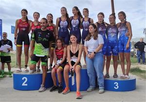 L’escola de triatló de Calafell al II Aquatló per relleus Triplay Prat