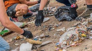 Menys d'un 10% del plàstic generat al món es recicla, segons l'OCDE. ACN