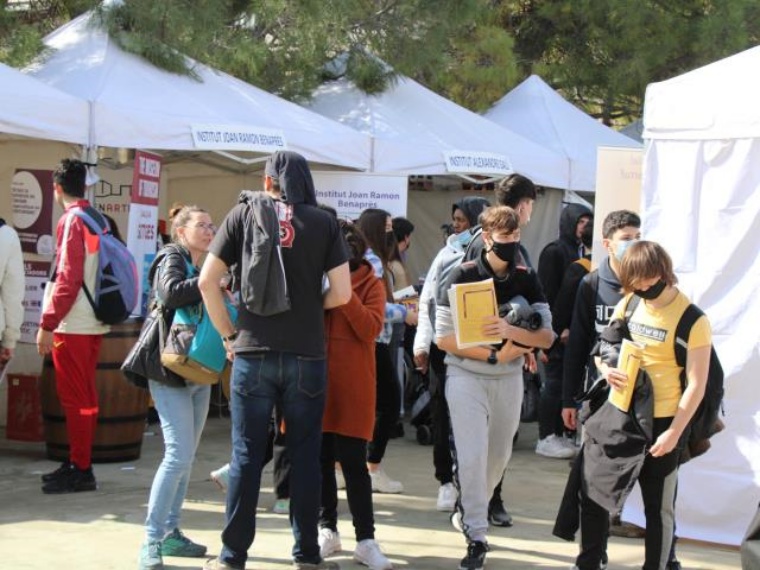 Més de 1.600 visites d'alumnes durant dos dies a la fira educativa Zona E. Ajuntament de Vilanova