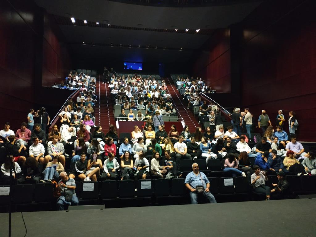 Més de 600 alumnes d’entre 16 i 18 anys del Baix Penedès participen al 'Canvi de marxa'. CC Baix Penedès