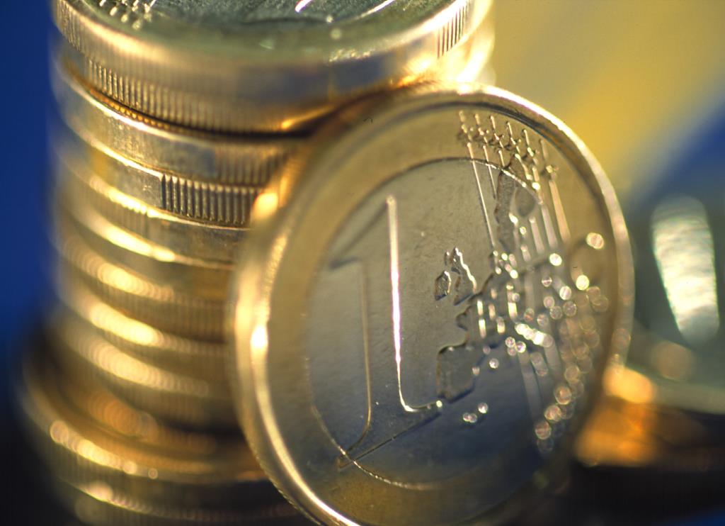 Moody's millora la nota del deute de Catalunya i l'apropa al nivell d'inversió. ACN