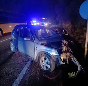 Mor el conductor d'un turisme en un xoc frontal amb un autocar a la C-31 a Calafell. Ajuntament de Calafell