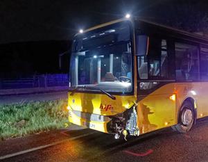 Mor el conductor d'un turisme en un xoc frontal amb un autocar a la C-31 a Calafell