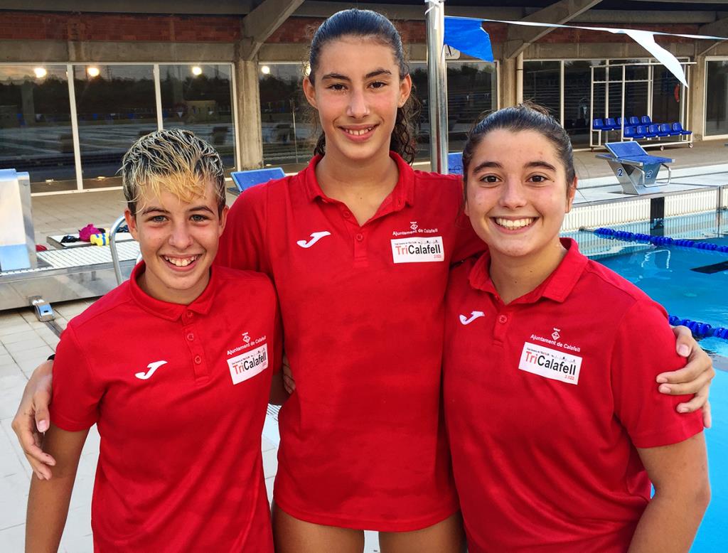 Nayara Da Silva en infantil, June Martínez en cadet i Mariona Caballero en juvenil (d'esquerra a dreta) . Eix