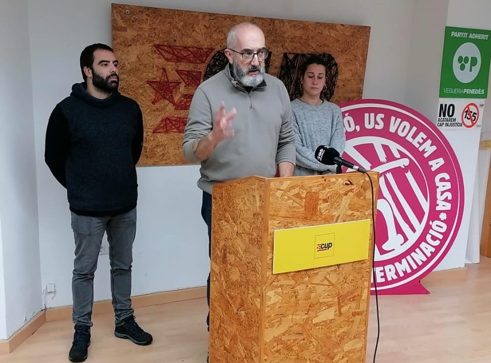 Roda de premsa de la CUP sobre els pressupostos i les ordenances fiscals del 2023. Eix