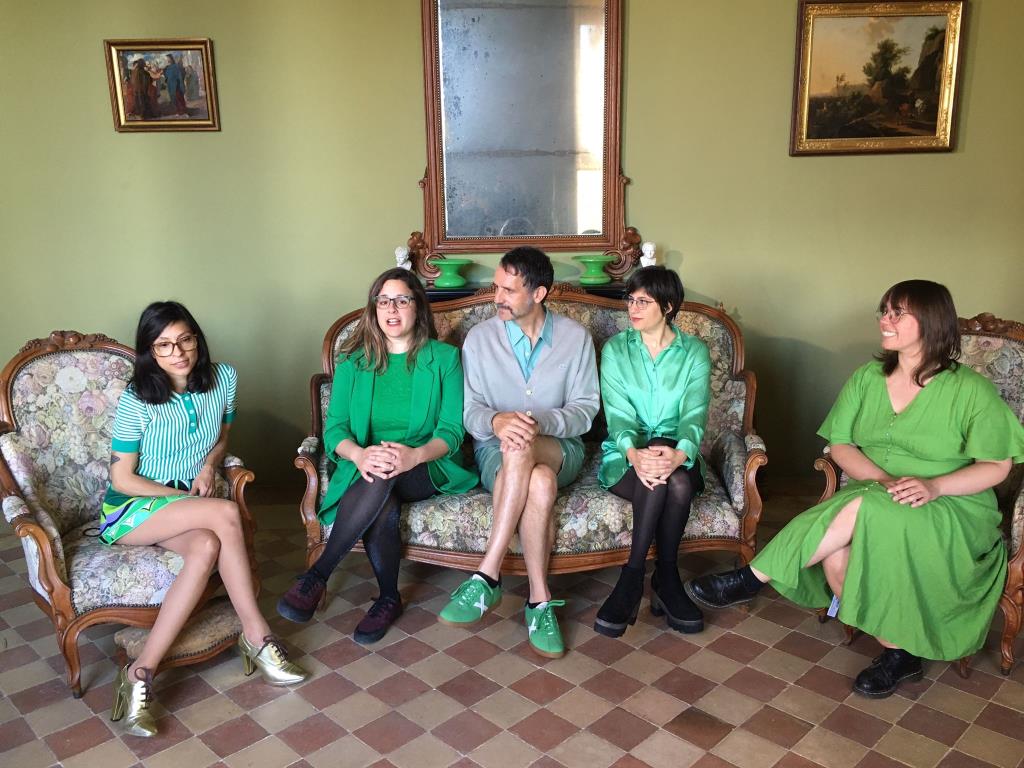 Sala 1 celebra el 10è aniversari amb una gran festa el 4 de juny, a la Masia d’en Cabanyes, els grups Bigott, Brigitte Laverne, Dumingu i DJ Niño. Jor