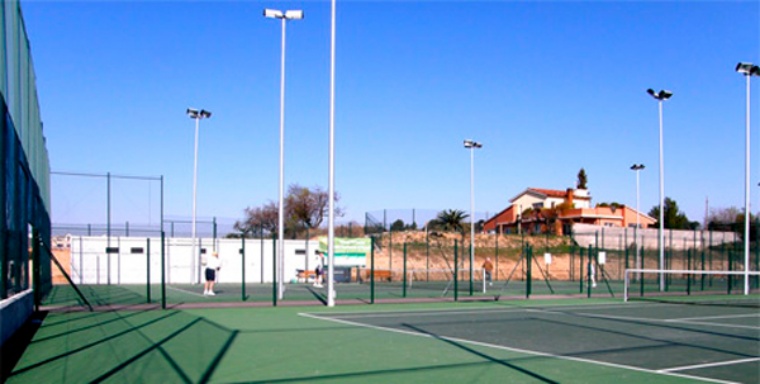 Sant Sadurní licitarà la construcció i explotació d'unes noves pistes de tennis i pàdel. Ajt Sant Sadurní d'Anoia