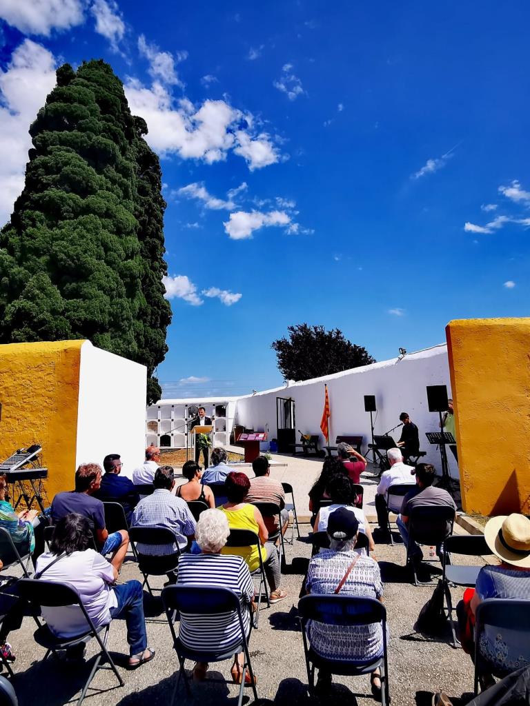 Santa Oliva rememora la lluita antifranquista amb un acte d'homenatge al soldat desconegut. Ajuntament de Santa Oliva