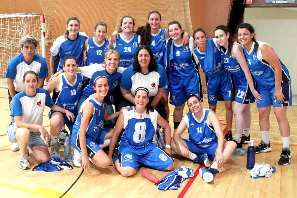 Sènior femení de La Clau – Bàsquet Ribes. Eix