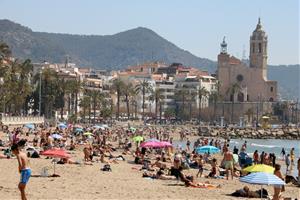 Setmana Santa amb plena ocupació a les comarques centrals i a la costa del Garraf. ACN