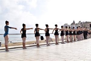 Sitges celebra el Dia de la Dansa amb un nou format . Ajuntament de Sitges