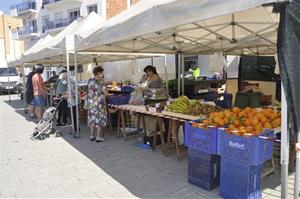 Sitges obre el concurs de noves parades als Mercats de Dijous i Dissabte  . Ajuntament de Sitges