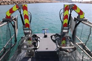 Sitges recull del mar 385 quilos de brossa des del juny, el 77% del volum retirat tot l'estiu passat