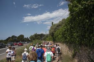 S'obre la via verda entre Vilanova i Cubelles amb un pas de vianants per creuar la carretera. Garraf Coopera  