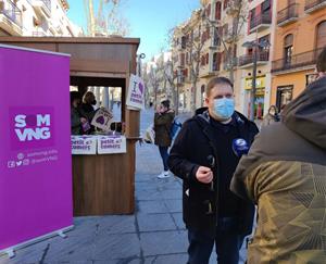 SOM VNG surt al carrer contra l’obertura comercial els diumenges a Vilanova