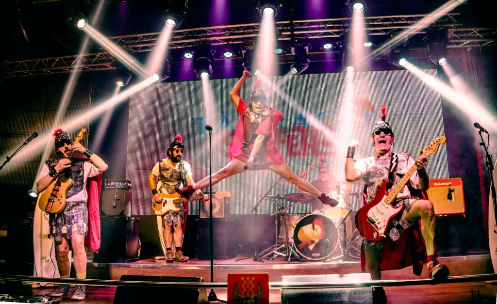 Sopa de Cabra, Macaco i Manel actuaran al Festival Gloriós de Vilafranca, previ a la Festa Major. EIX