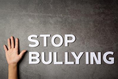 Stop bullying. Eix