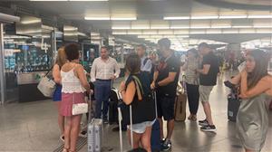 Suspesa la circulació de trens d'alta velocitat a la línia entre Figueres, Barcelona i Madrid per un robatori de cable. ACN