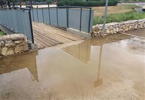 Toll d'aigua al Parc de la Torre d'Enveja. Ferran Savall