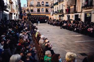 Tret de sortida emotiu i multitudinari del carnaval de Vilanova