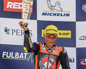 Valentin Perrone al Campionat d'Espanya Superbike ESBK al circuit mundialista de Motorland Aragón. Eix