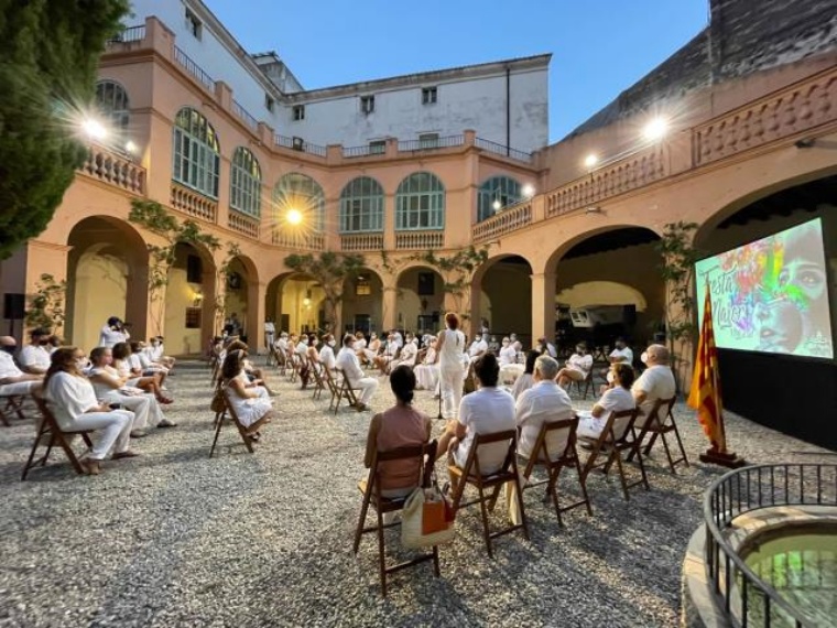 Vilanova aprova un nou sistema d'elecció dels membres de la Pabordia de la Festa Major. Ajuntament de Vilanova