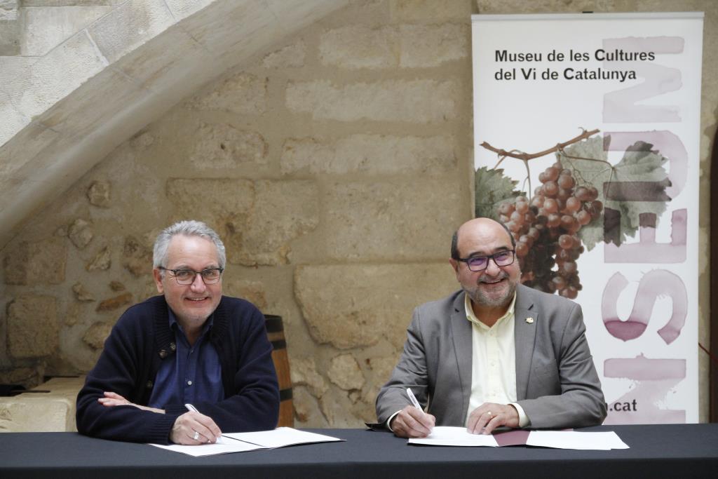 Vinseum i la DO Empordà signen un conveni de col·laboració per difondre la cultura del vi . Vinseum