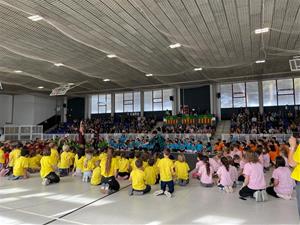 790 infants de les escoles del Garraf participen en la ballada conjunta “Dansara”. CC Garraf