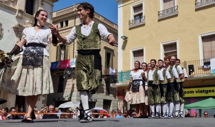 El Ball Pla celebra els 50 anys de la seva recuperació